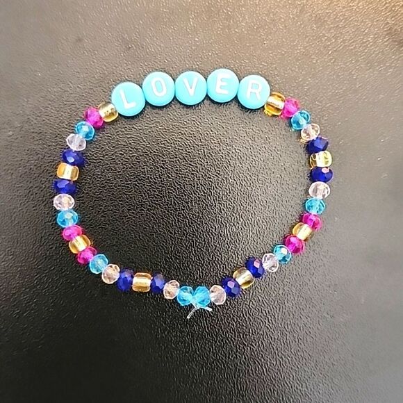 Taylor Swift Friendship Eras Tour Bracelet - Picture 1 of 2